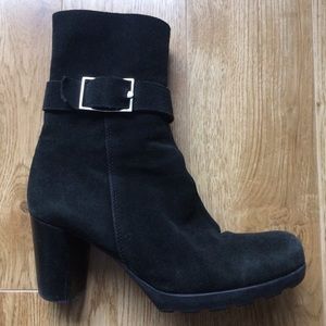 Waterproof Winter Suede Ankle Boot With Treaded Sole La CANADIENNE
